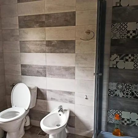 Guest house Casa Lucia Damuc